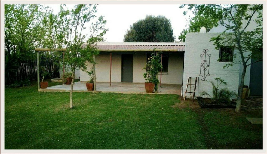 Others 4, Die Woestynroos Gastehuis, City of Tshwane