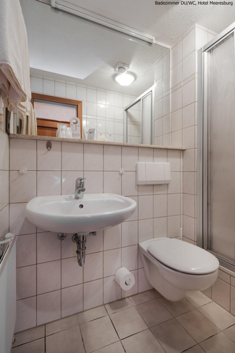 Bathroom, Hotel Meeresburg, Aurich