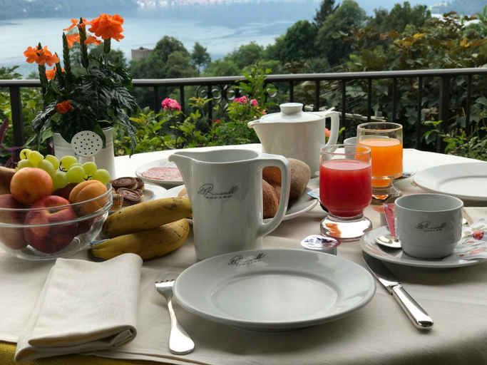 Food & Drinks 5, Albergo Rusall, Como