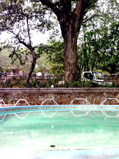 Others 2, Pennywise Cottages, Hwange