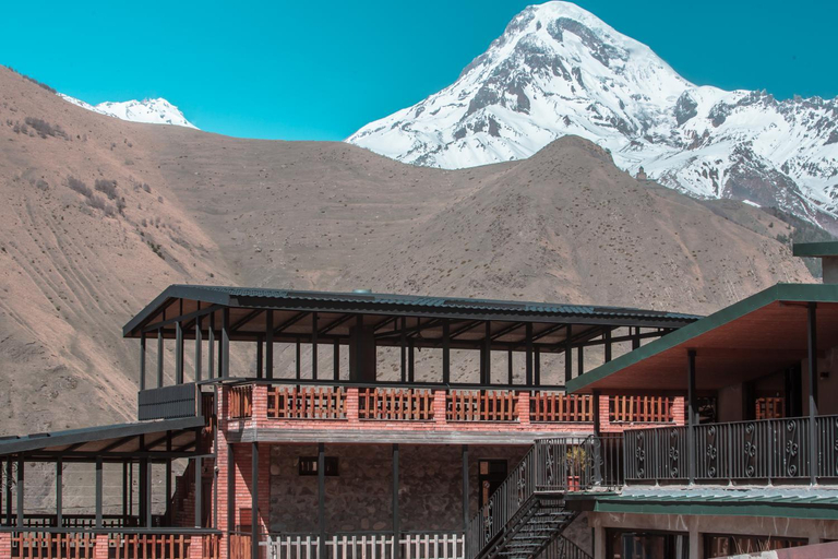 Others 2, Vache Hotel, Kazbegi