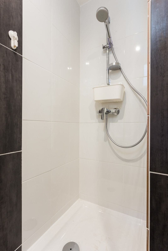 Bathroom 5, Résidence MALAKOFF, Hauts-de-Seine