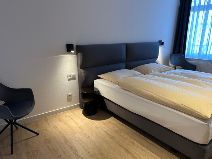 Bedroom 2, Hotel Arkade, Leverkusen