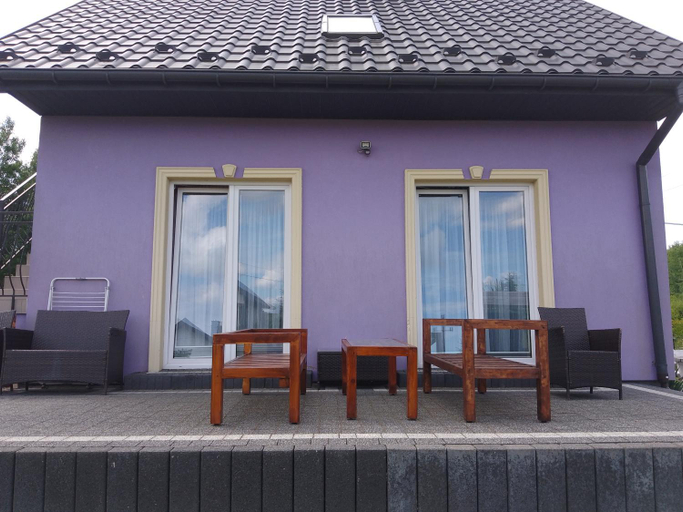Others 5, Jagodowy Domek, Kielce