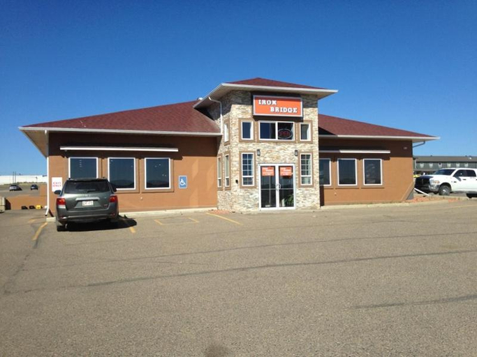 Others 2, Western Budget Motel Peace River, Division No. 19