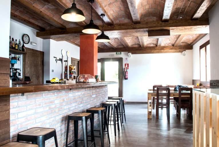 Food & Drinks 2, Alberg Cal Manel, Barcelona