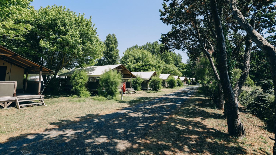 Others 4, Camping Les Portes en Re, Charente-Maritime