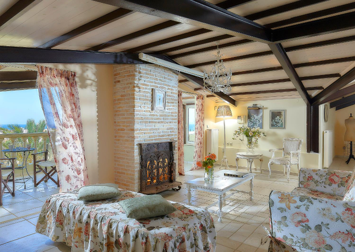 Others 5, Villa Living E-motion, Crete