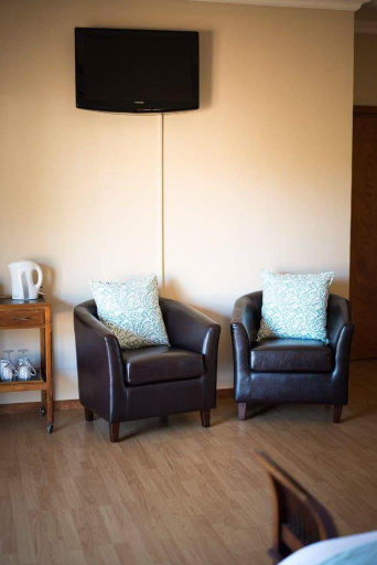 Others 5, The Graaff-Reinet Suites, Cacadu