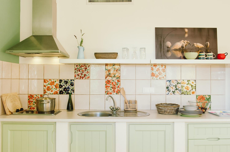 Kitchen 5, Mylos Apartments, Peloponnese