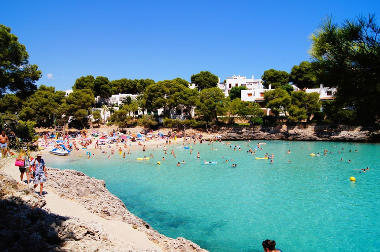 Others 1, Home D'or, Baleares