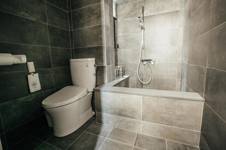 Bathroom 3, Enishi Resort Villa, Penghu