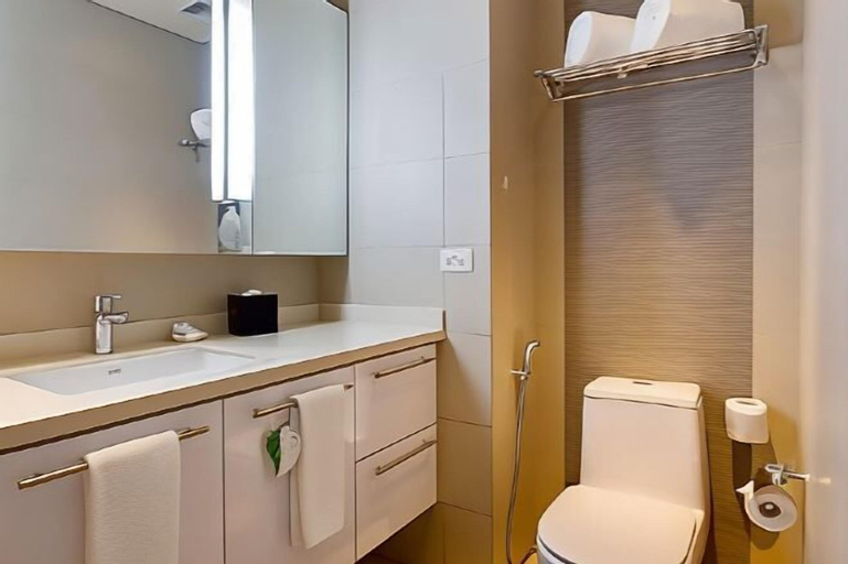 Bathroom 18
