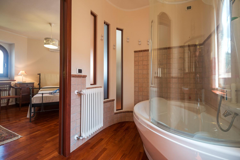 Bathroom 3, Villa Corrasi Oliena Luxury, Nuoro