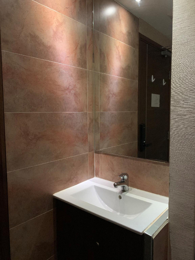 Bathroom 11