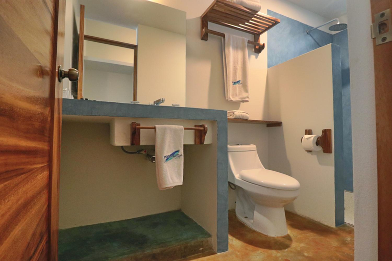 Bathroom 4, Punta Zicatela Hotel - Adults Only, Dist. Pochutla