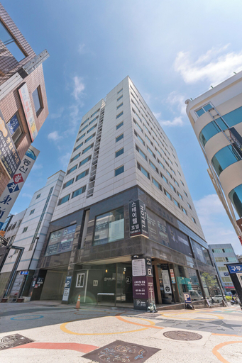 Exterior & Views 2, Staywell Hotel, Jung