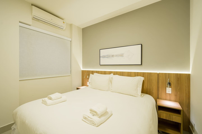 Bedroom 2, Lr810 Renovado, no Buzz dos Jardins, com Squash!, São Paulo