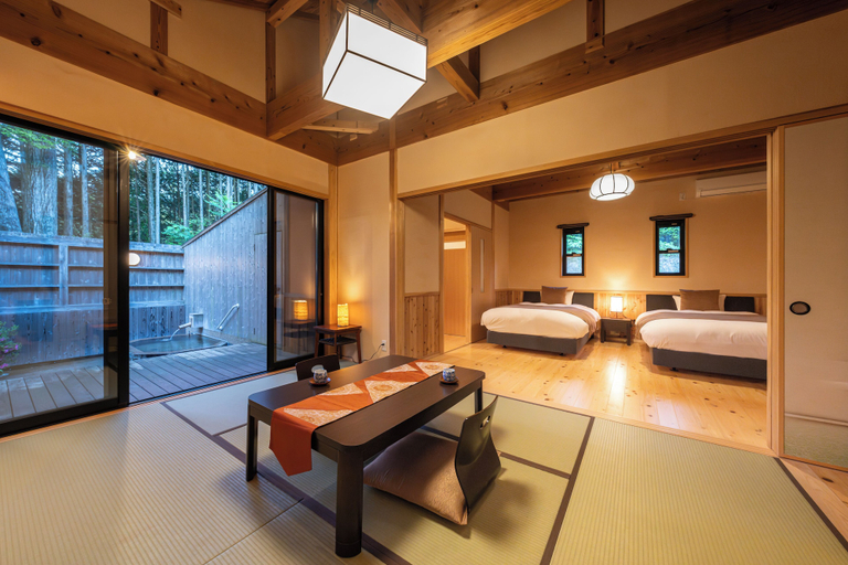 Bedroom 3, Tsuwabuki-no-Hana, Higashisonogi