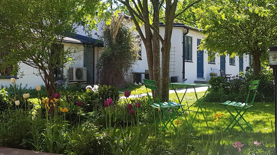 Others 5, Innergardens Bed and Breakfast, Karlshamn