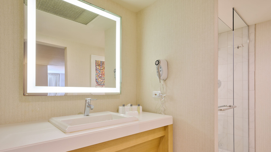 Bathroom 4, Tropicana Atlantic City – A Caesars Rewards Destination, Atlantic