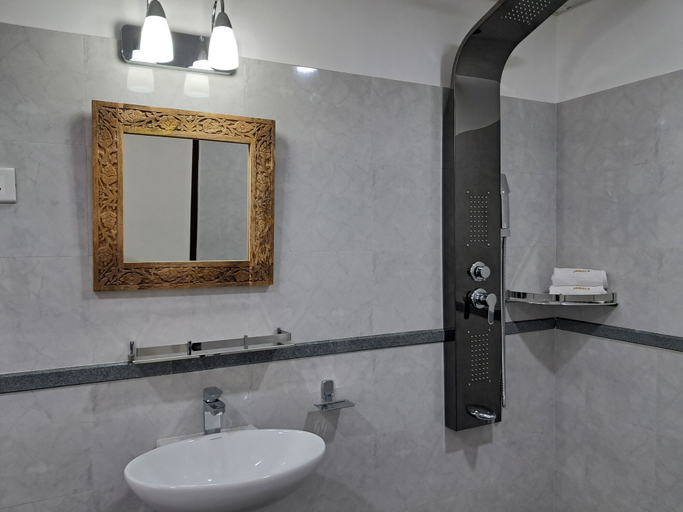 Bathroom 4, Jangala Resort, North Goa