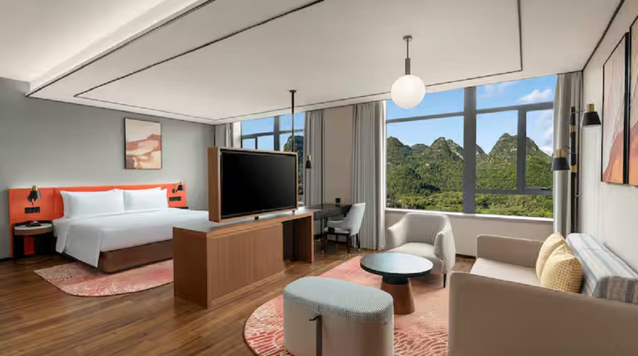 Bedroom 2, Hilton Garden Inn Xingyi Wanfenglin, Qianxinan Buyei and Miao