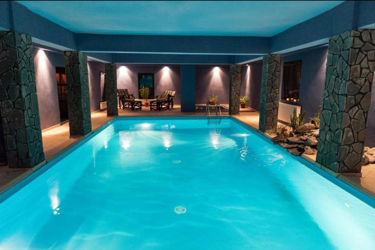Others 5, Casa Ardeleana, Predeal