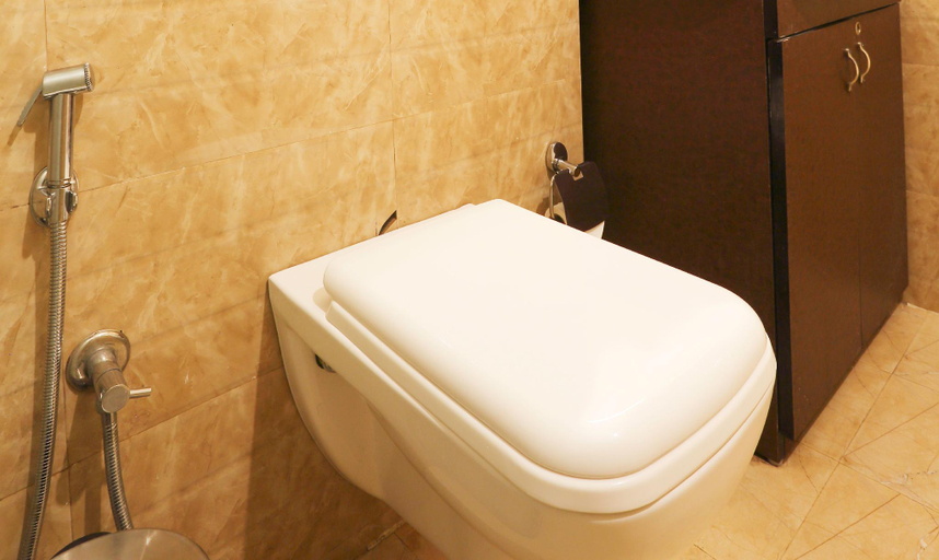 Bathroom 3, Treebo Skydale Inn & Suites With Mountain View, The Nilgiris