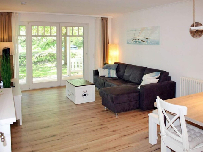 Dining 3, Comfy Apartment With 1 Bedroom and Balcony 134, Vorpommern-Rügen