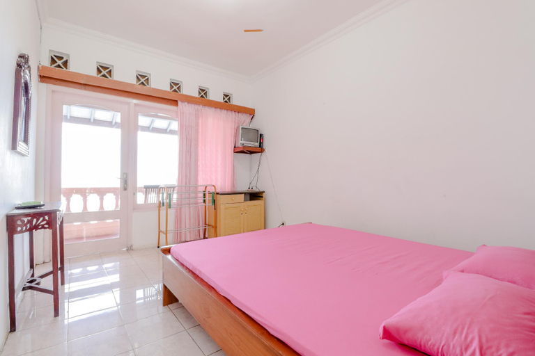 Bedroom 25