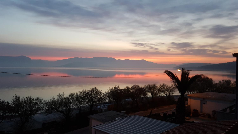Others 3, Villa Ana, Trogir