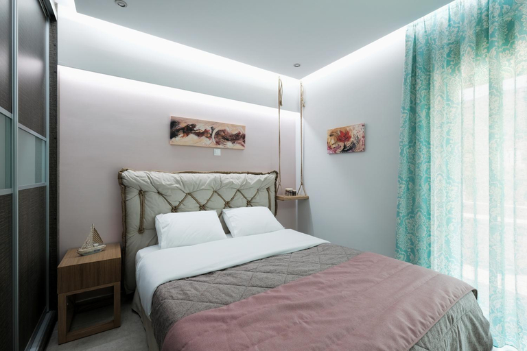Others 2, Villas Ve, Peloponnese