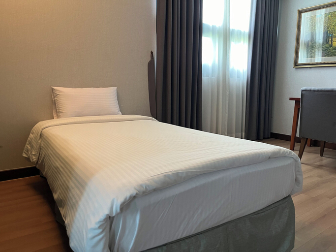 Bedroom 5, Sacheon Grand Hotel, Sacheon