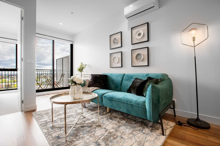 Others 4, Elegant 2br@footscray Station, Melbourne