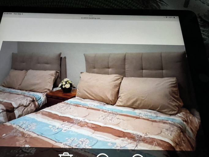 Bedroom 3, S & E condo with Panoramic view, Iloilo City