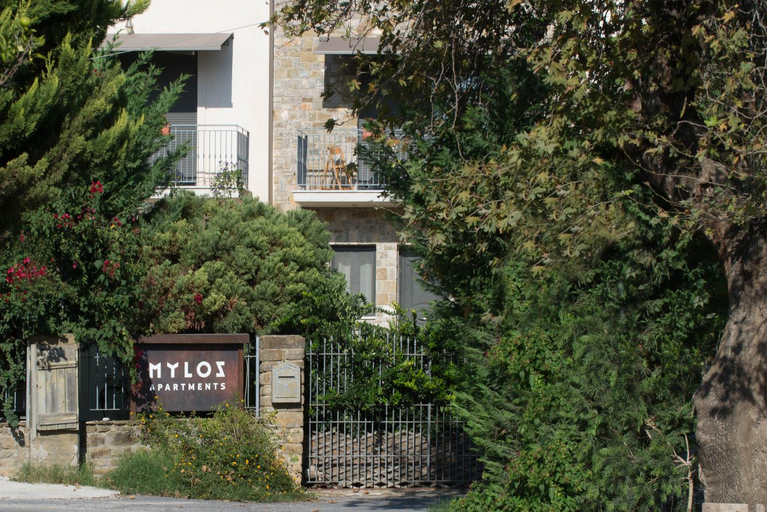 Exterior view, Mylos Apartments, Peloponnese