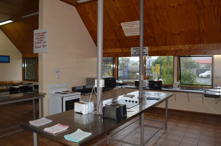 Others 5, Dunedin Holiday Park & Motels, Dunedin