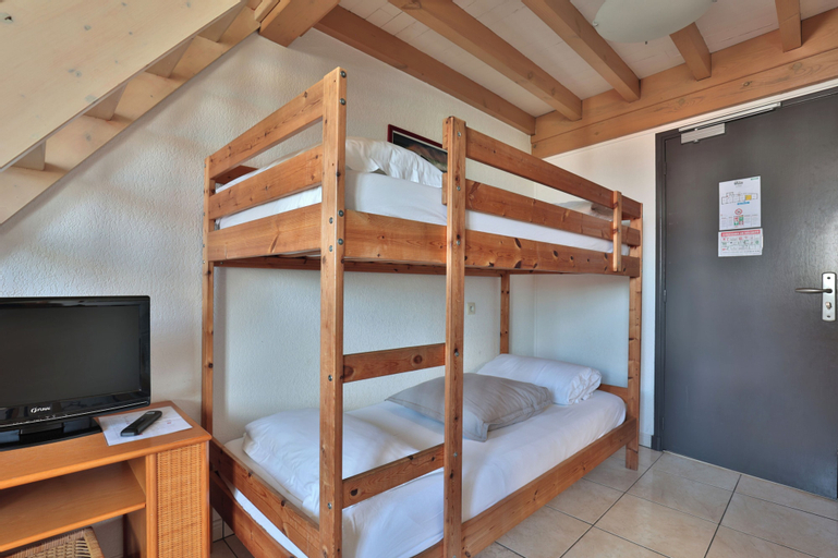 Bedroom 26