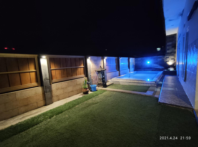 Swimming Pool 14