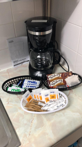 Food & Drinks, North London Apartment - Edmonton, London
