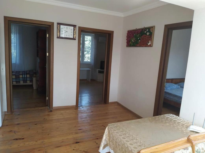 Bedroom 3, Garden View Seaside Guesthouse with Airport Transfer, Baku