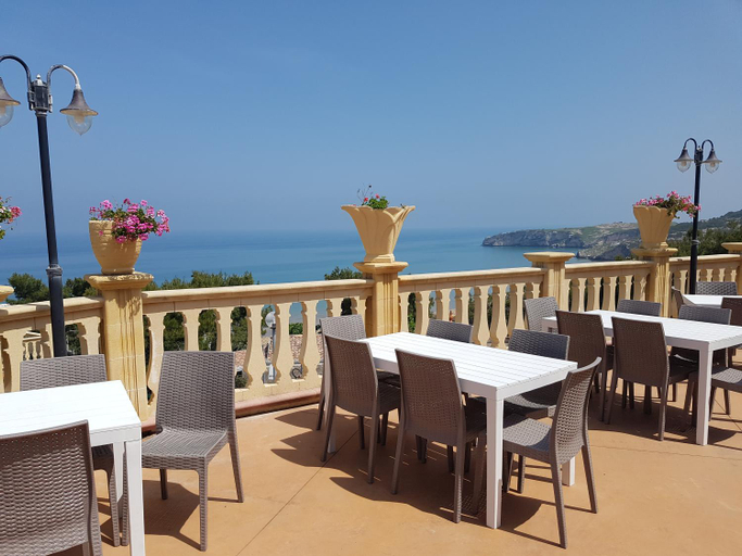 Food & Drinks 4, Residence Nido Verde, Foggia