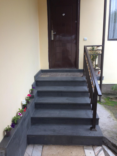 Others 3, Gokor Guesthouse