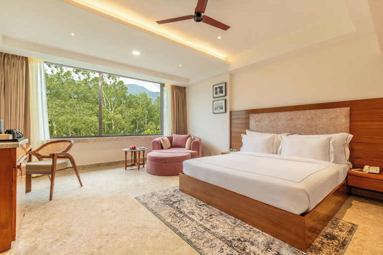 Bedroom 4, The Prominence Hotel, Dehradun