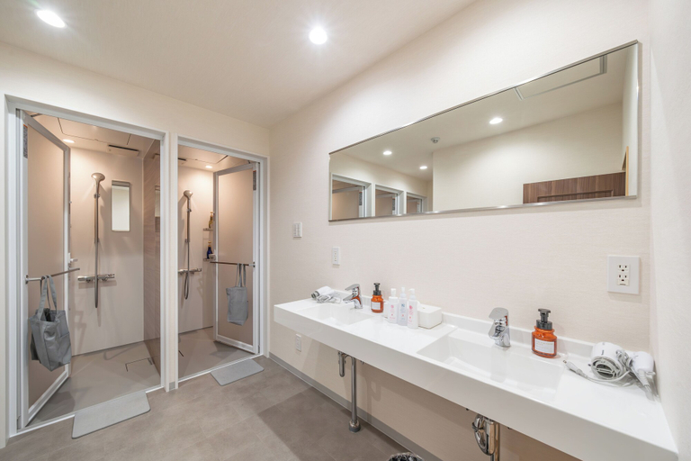 Bathroom 4, komorebi hostel-your cozy place-, Takayama