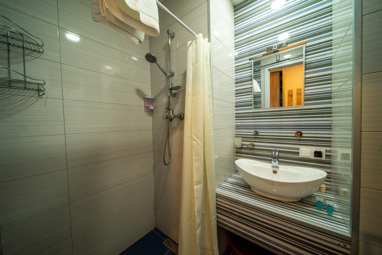 Bathroom 3, Loft 1 apartments in New Gudauri, Dusheti