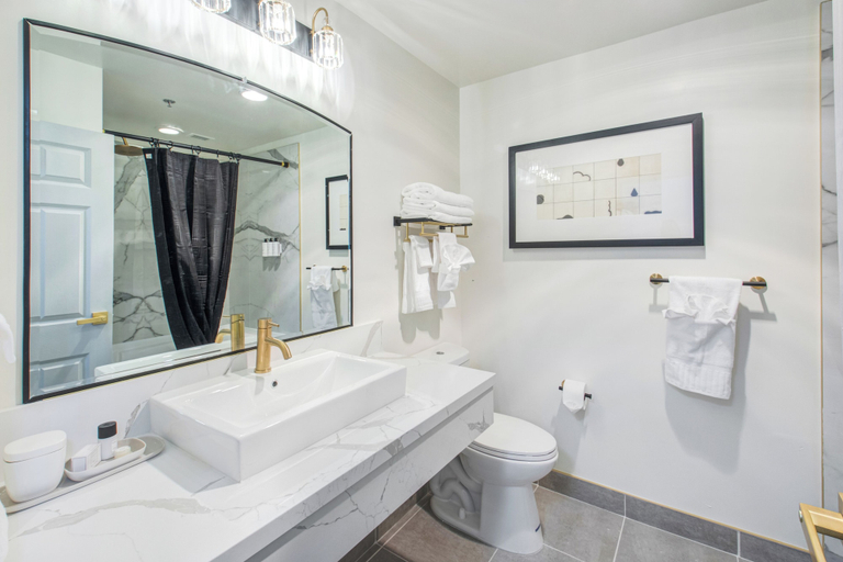 Bathroom 4, Elkotel - The Newest Hotel in Elko, Elko