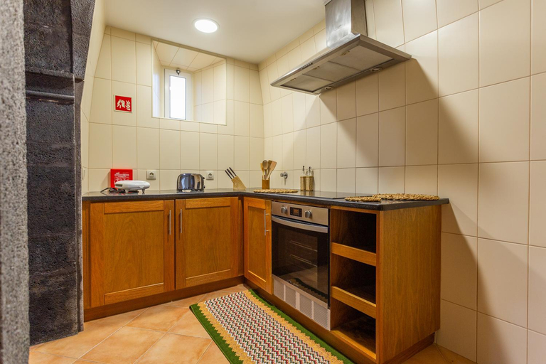 Others 2, Home Sweet Home, Ribeira Grande
