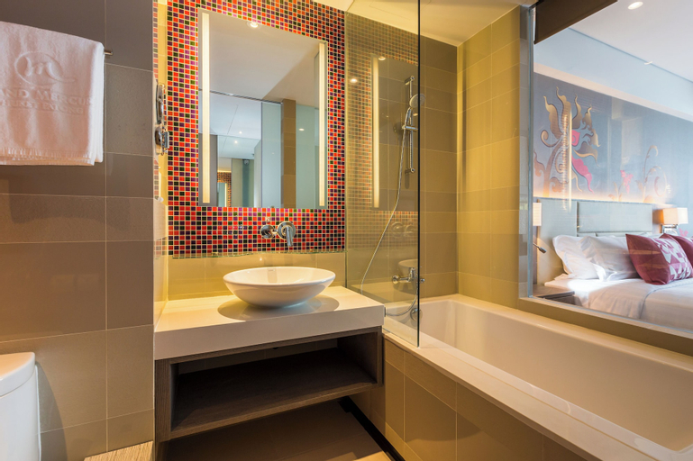 Bathroom 29